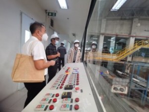 LINE_ALBUM_โรงงาน800ตัน_๒๒๐๖๑๕_7